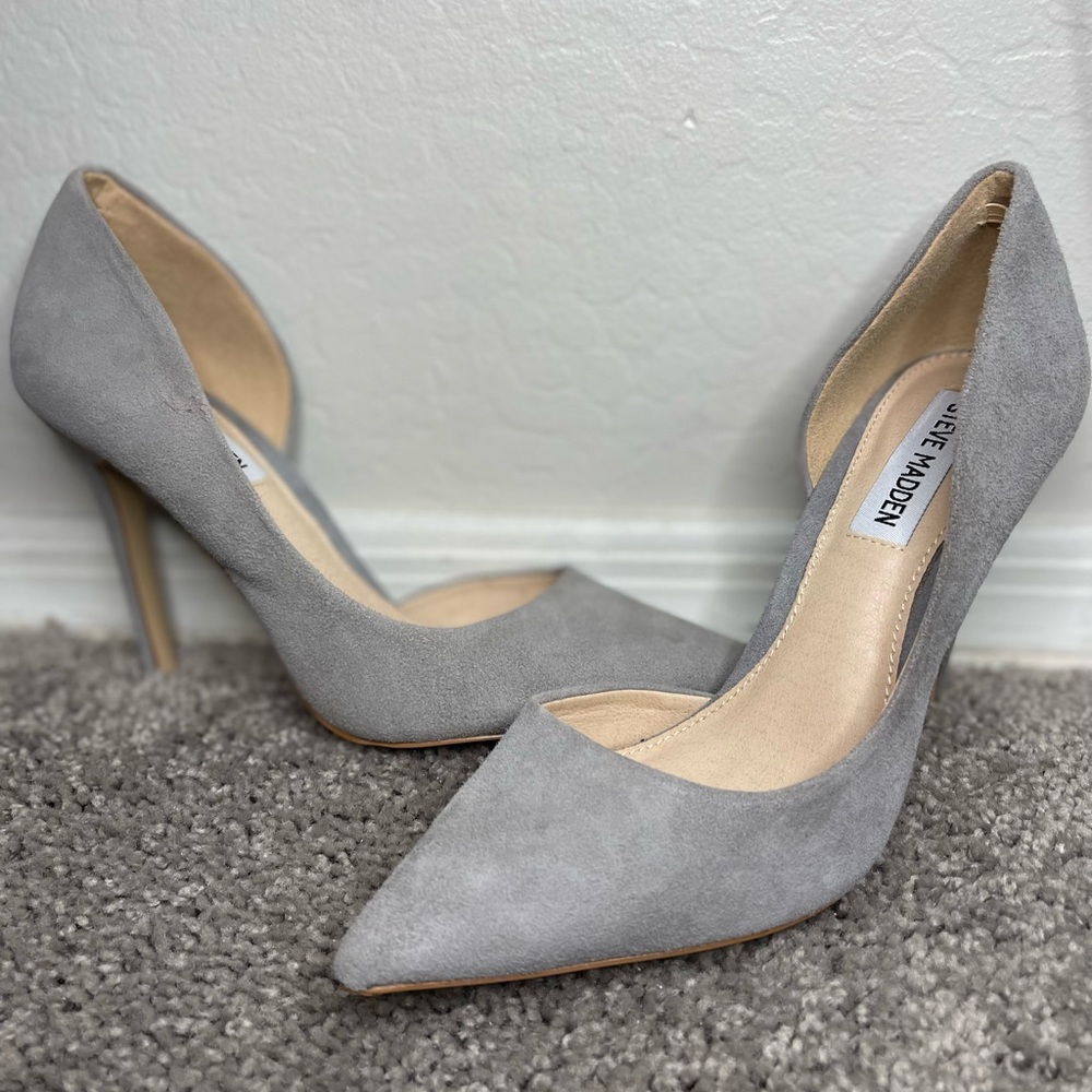 Steve madden grey suede pumps